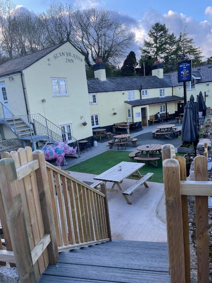 The Glan Yr Afon Inn ホリウェル エクステリア 写真